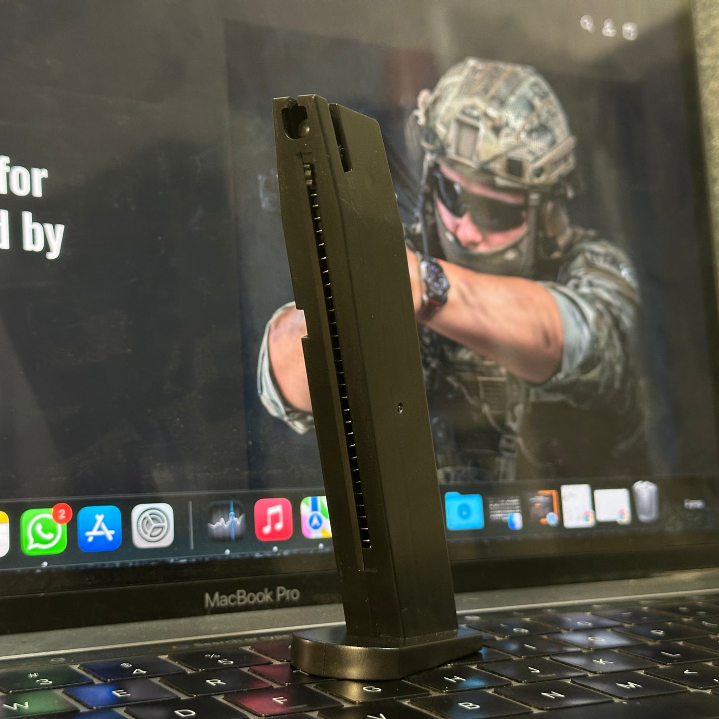 Extra Magazine for M92 Toy Guns – More Ammo, More Action!